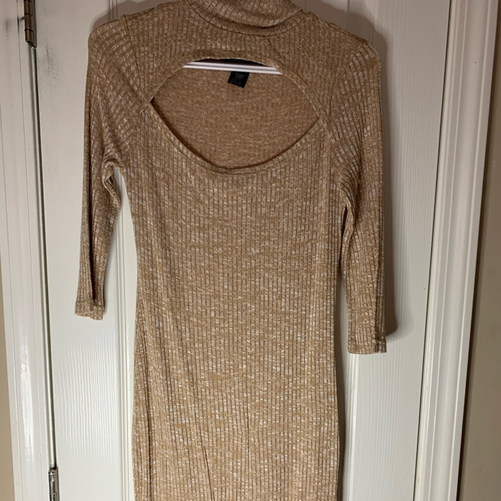 Open chest Dress